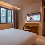 Akeah Centro 4*