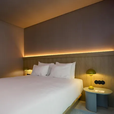 Akeah Centro 4*