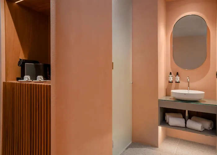 Akeah Centro 4* Порту