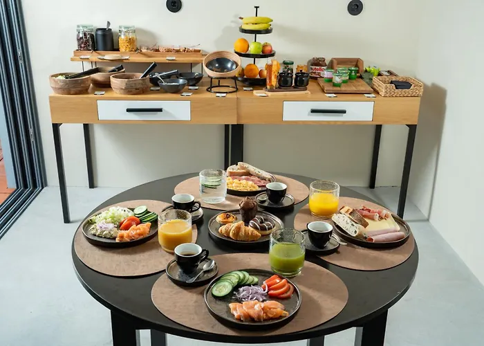 Akeah Centro Отель Порту